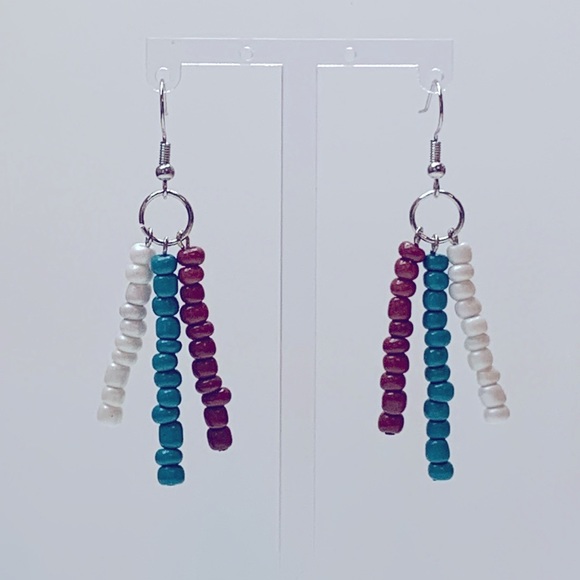 Jewelry - 🖤Pick Any 3 for $12🖤 Beaded Dangle Earrings